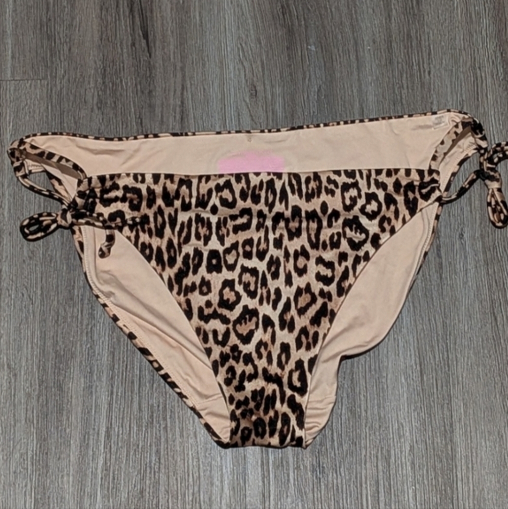 Victoria's Secret Twist Front Bikini & Side Tie Bottoms In Leopard 40DD XXL Set - Picture 10 of 12